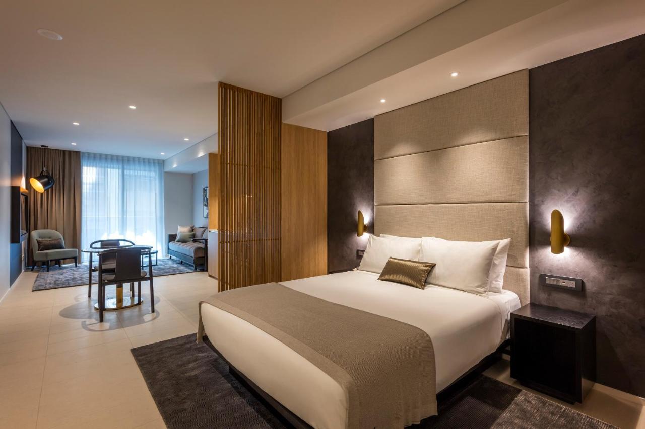 Skye Suites Sydney Kültér fotó A bedroom at the hotel
